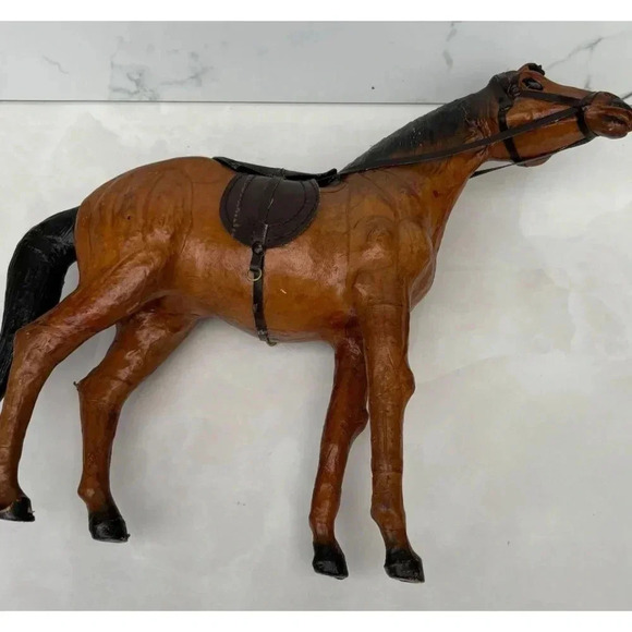 Vintage Collection Leather Statue Horse With Saddle Brown Size 13"H - Picture 8 of 10